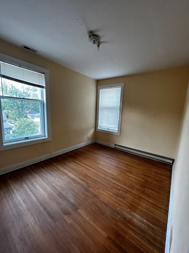 Building Photo - 521 S Grant St