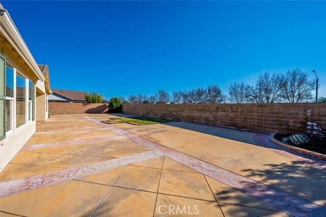 Building Photo - 28365 Little Lake Ct