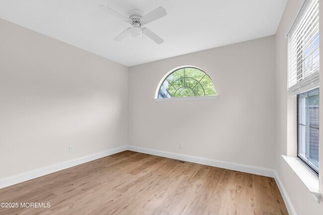Building Photo - 50 Gimbel Pl