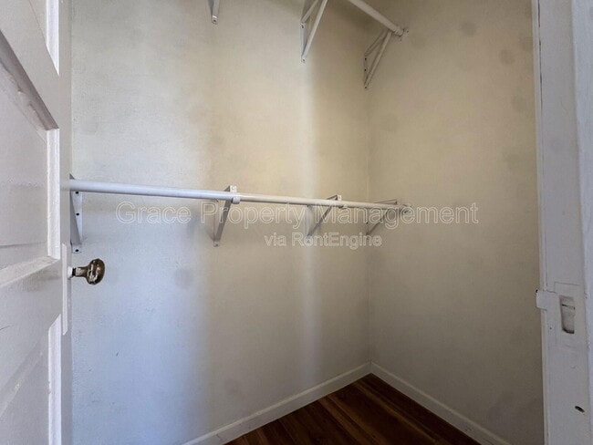 Building Photo - 310 S 2nd Ave