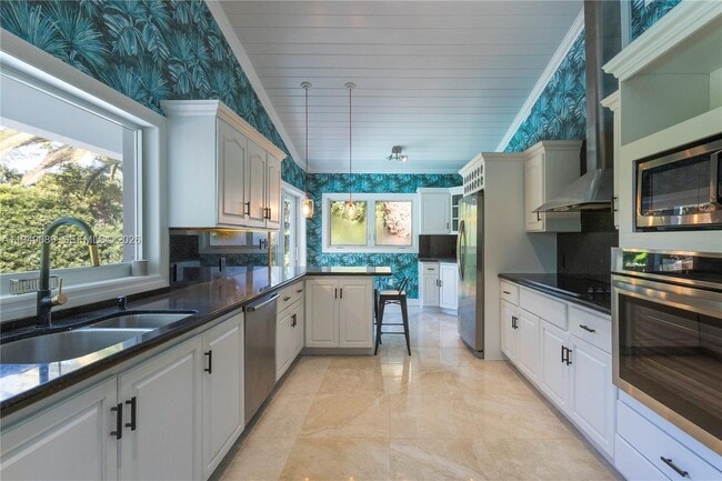 Building Photo - 4404 Alhambra Cir