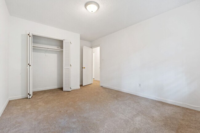 Building Photo - 107 W. Stinson