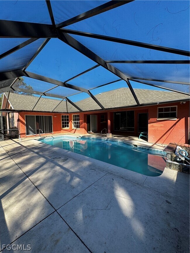 Building Photo - 4613 Lee Blvd