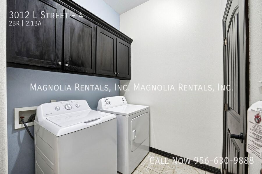 Building Photo - 3012 S L St