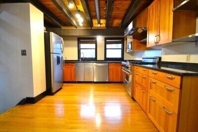 Building Photo - 36 Irving St