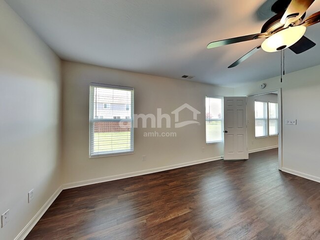 Building Photo - 5693 W Woods Edge Dr