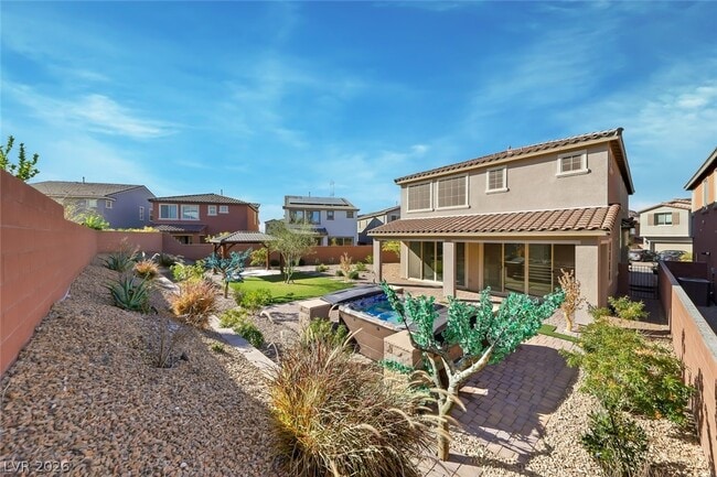 Building Photo - 11 Flora Sagio Ave