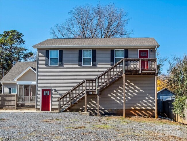 Building Photo - 301 McAllister St