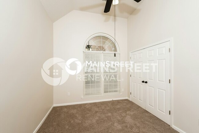 Building Photo - 1144 Amberley Woods Dr
