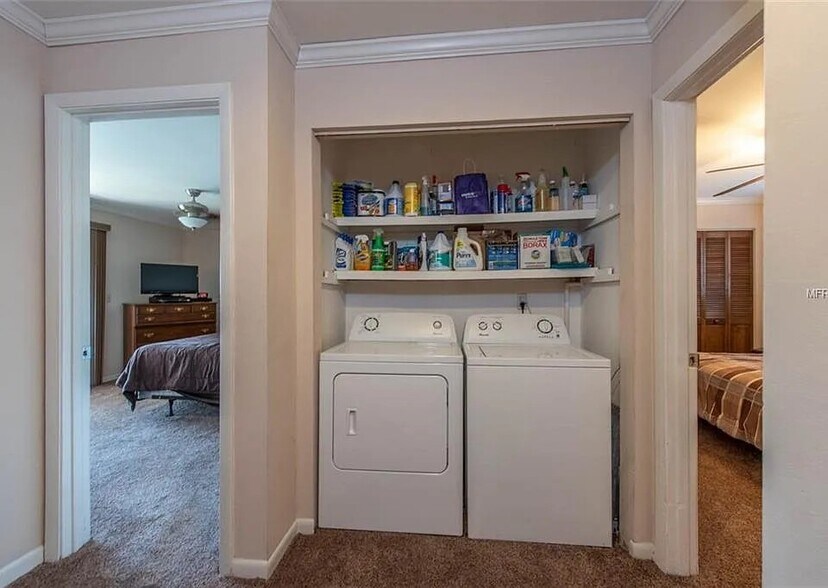 Building Photo - 6315 Newtown Cir