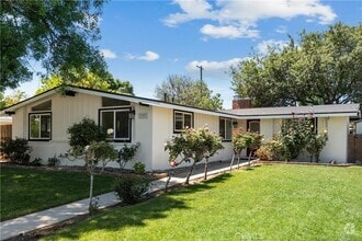 Building Photo - 7957 Sale Ave