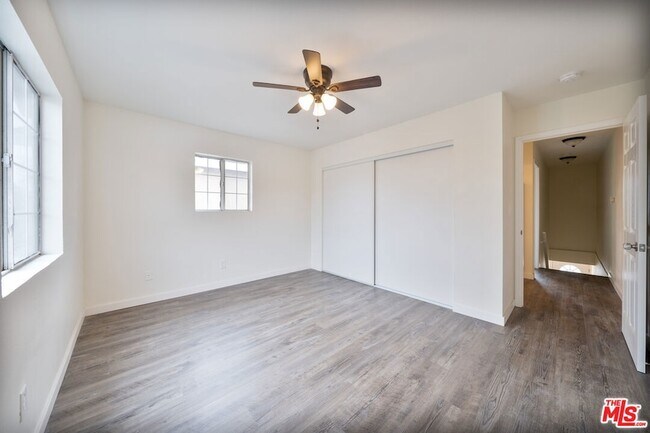 Building Photo - 7510 Avalon Blvd