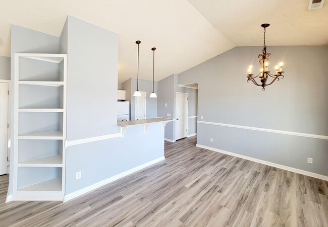 Building Photo - Available July 2025!– 3477 Forest Dale Dri...