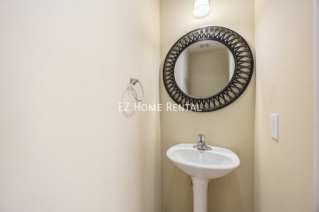 Building Photo - 2939 Hackamore Hollow Ln