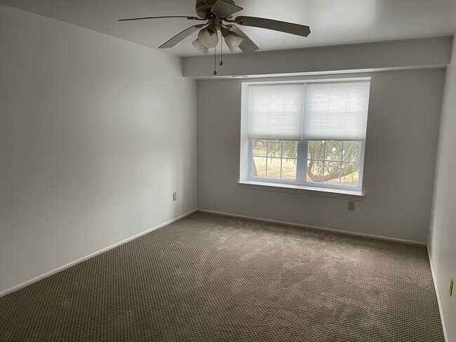 Building Photo - 201 Society Pl