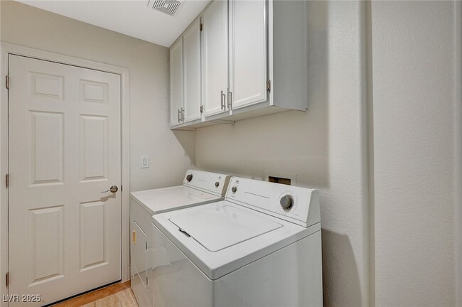 Building Photo - 261 Plaza Marquessa Ct