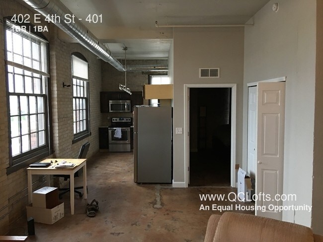 Building Photo - Halligan Coffee Company Lofts- 1 BR Riverview