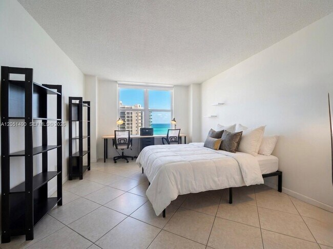 Building Photo - 3800 S Ocean Dr
