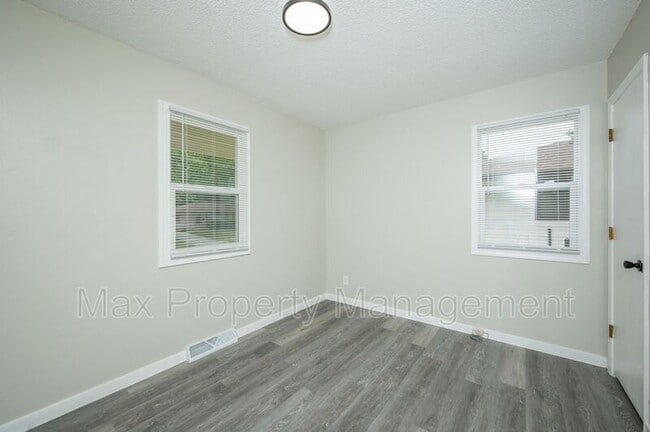 Building Photo - 4001 83rd St