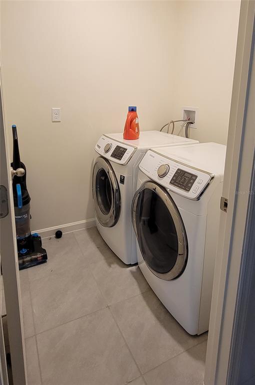 Building Photo - 978 Remington Green Dr SE