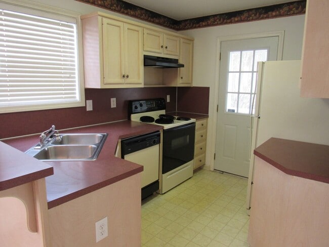 Building Photo - 1011 Wyndham Ln