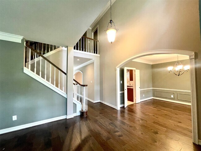 Building Photo - 23203 Fall Wind Ct
