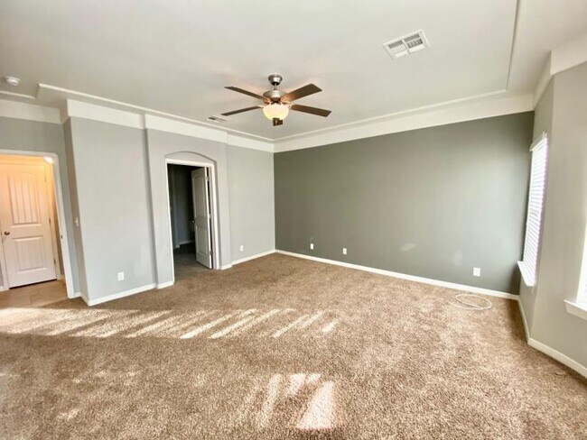 Building Photo - 2233 Amber Point Pl