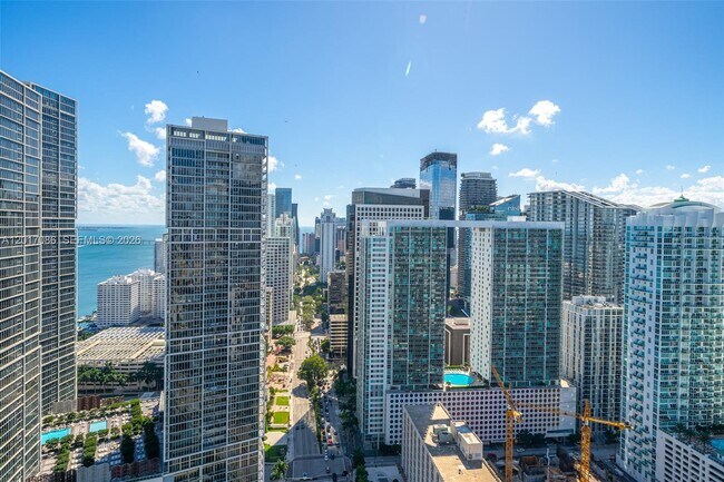 Building Photo - 200 Biscayne Blvd Way
