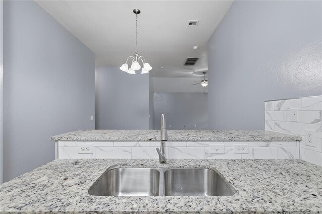 Building Photo - 605 Inverleith Cir