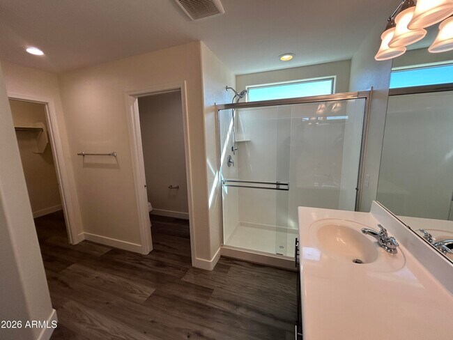 Building Photo - 17778 W Hadley St