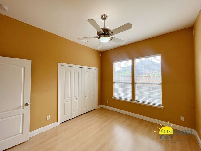Building Photo - Spacious 3-Bedroom Home with Florida Room in the Heart of Fort Walton Beach!