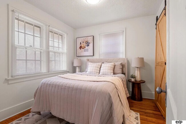 Building Photo - 2717 N 48th Ave