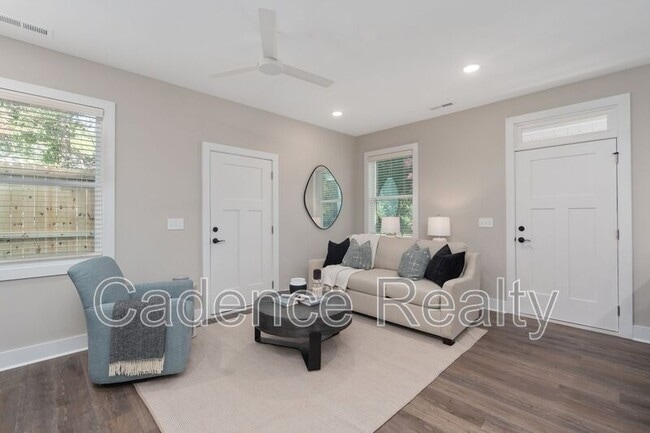 Building Photo - 1757 Perimeter Lp