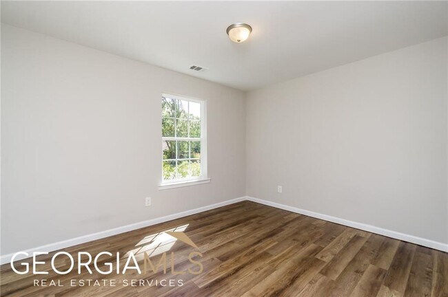 Building Photo - 3195 Braselton Hwy