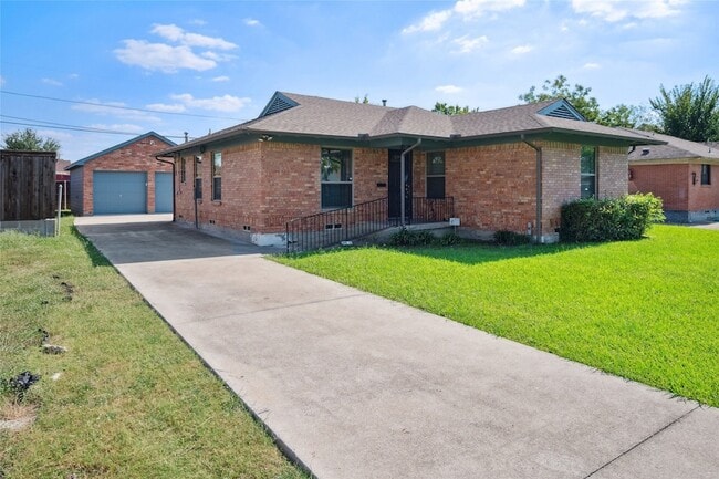 Primary Photo - 9982 Chireno St