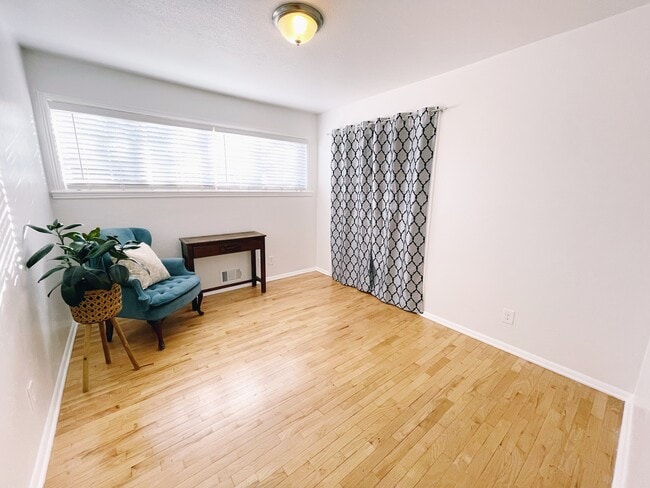 Building Photo - 132 Pierce Dr