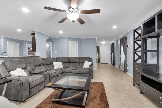 Building Photo - 1604 Hickory Burl Ln