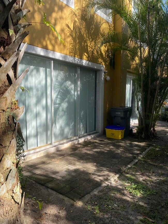 Building Photo - 771 Pipers Cay Dr