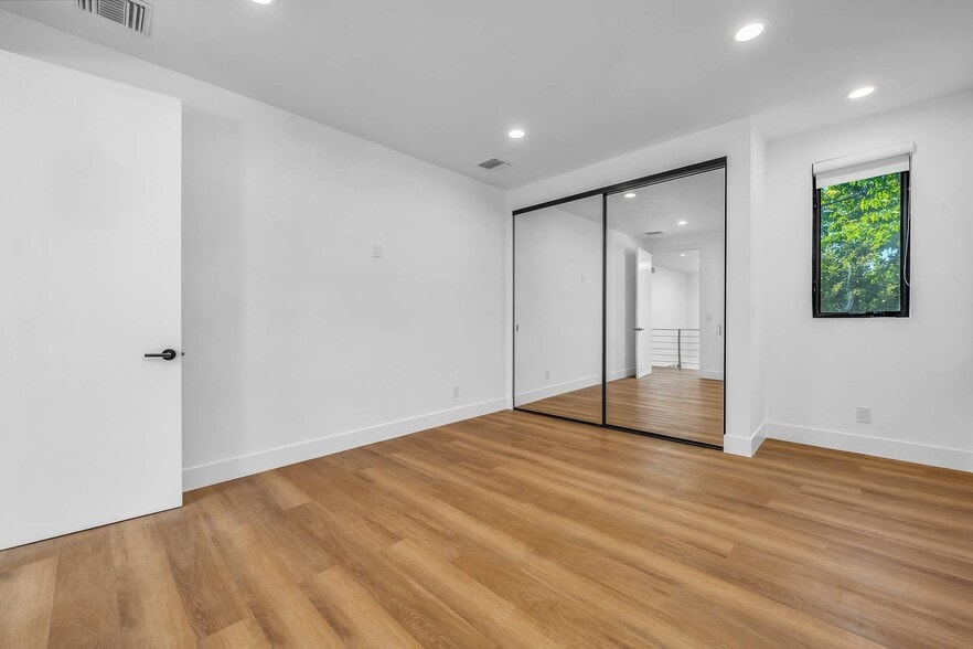 Bedroom 2 - 1531 Wellesley Ave