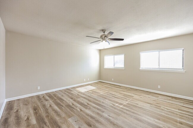 Building Photo - 10478 Tippecanoe