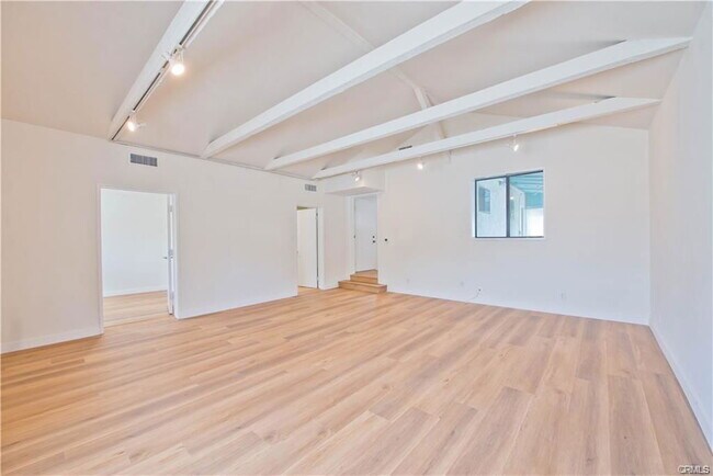 Building Photo - 18063 Burbank Blvd
