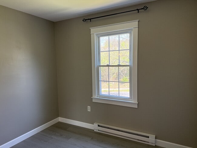 Building Photo - 107 Melanie Ln