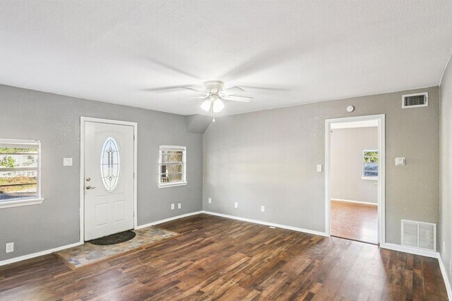 Building Photo - 24007 Windy Valley Rd