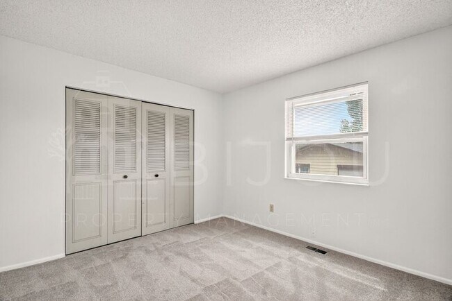 Building Photo - 7305 Centennial St