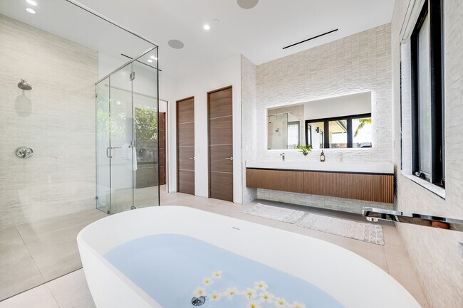 Building Photo - 16 Kumu Niu Pl