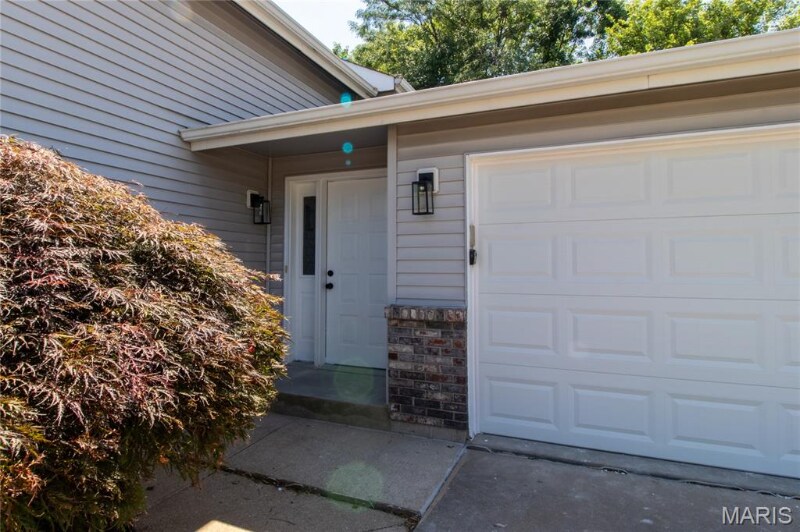 Building Photo - 114 Green Forest Estates Dr