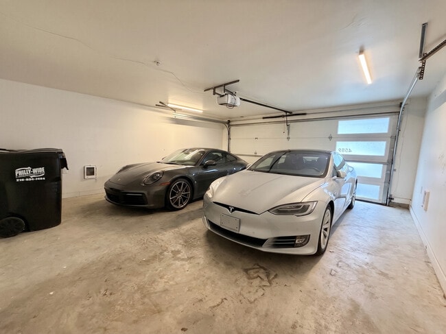 Building Photo - 4589 Riverside Way