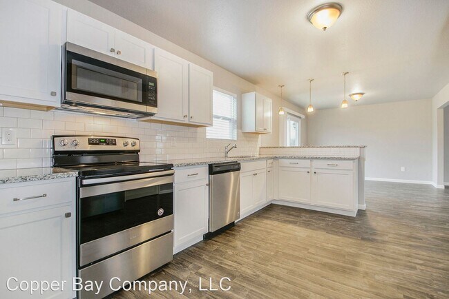 Building Photo - 4 br, 2.5 bath House - 1550 Jacqueline Drive