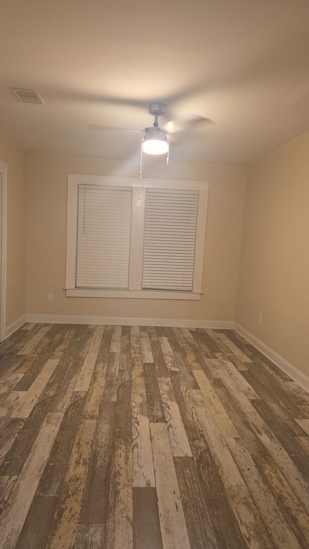 Building Photo - Charming 2BR Duplex in the Heart of Downtown Mobile – Pet Friendly