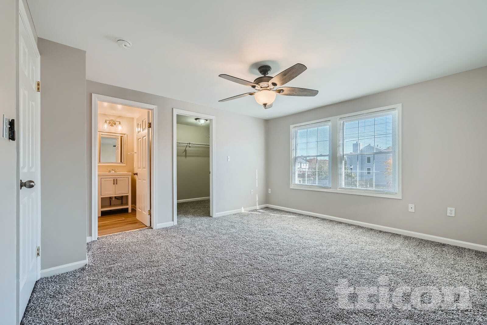 Building Photo - 719 Dayspring Dr